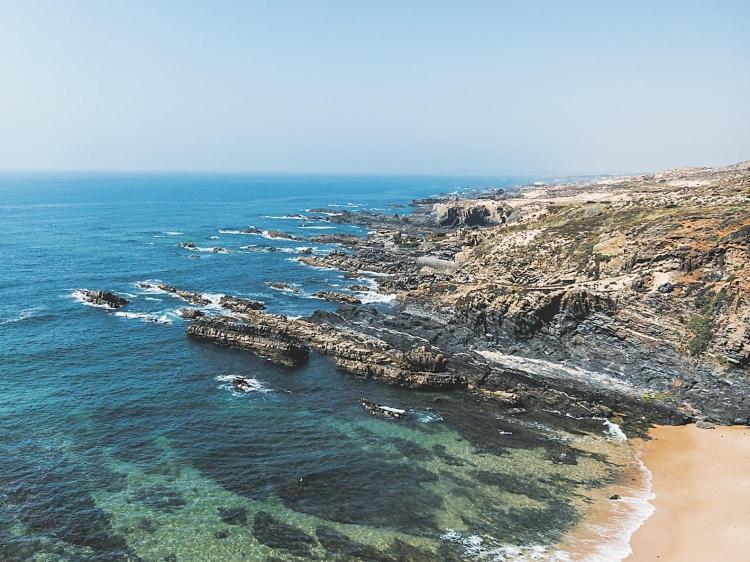 - Praias *
